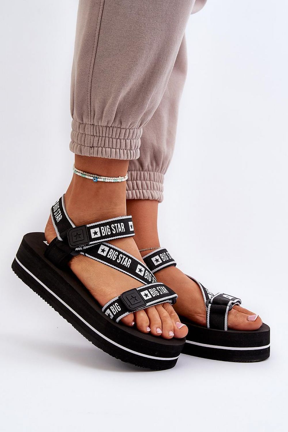 Sandals model 198196